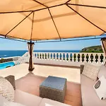 Es Macar, Heated Pool & Sea Views Holiday home Es Canutells