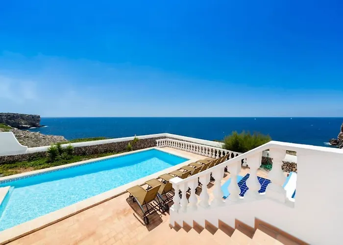 Es Macar, Heated Pool & Sea Views 度假居 埃斯卡纳特尔