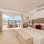 Es Macar, Heated Pool & Sea Views Holiday home