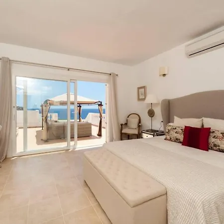 Es Macar, Heated Pool & Sea Views Semesterbostad