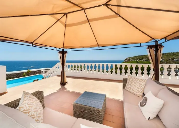 Es Macar, Heated Pool & Sea Views Holiday home Es Canutells