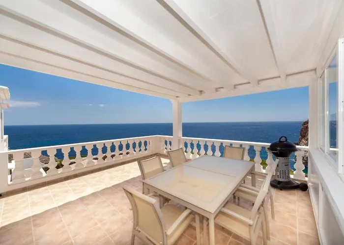 Es Macar, Heated Pool & Sea Views Es Canutells