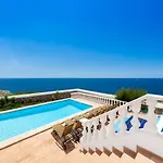 Es Macar, Heated Pool & Sea Views 度假居 埃斯卡纳特尔