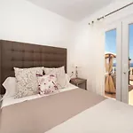 Es Macar, Heated Pool & Sea Views 度假居 埃斯卡纳特尔