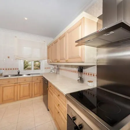 Es Macar, Heated Pool & Sea Views بيت للعطل *