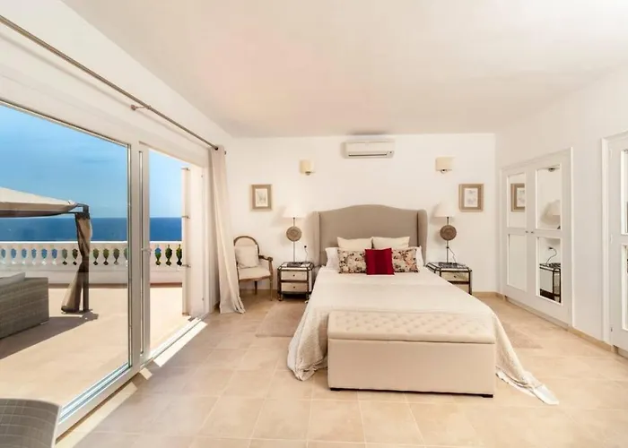 Es Macar, Heated Pool & Sea Views Tatil Evi Es Canutells